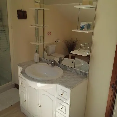 Le Chene Frühstückspension 3*