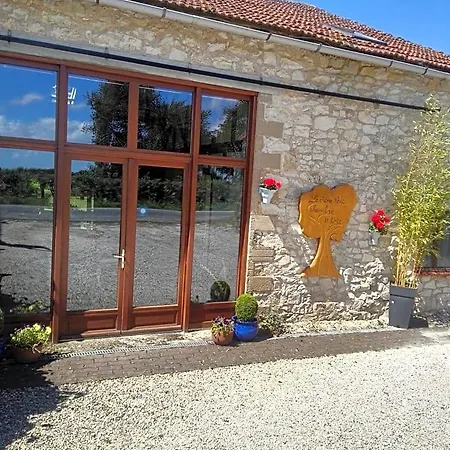 Nocleg ze śniadaniem Le Chene Millac (Vienne)