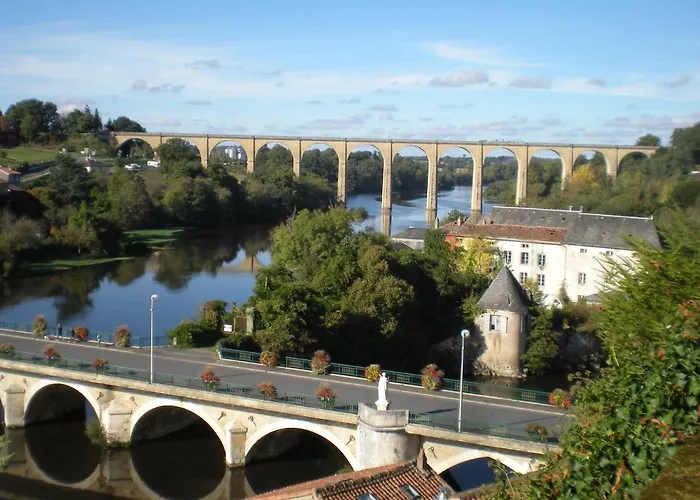 Bed and breakfast Le Chene Millac (Vienne)